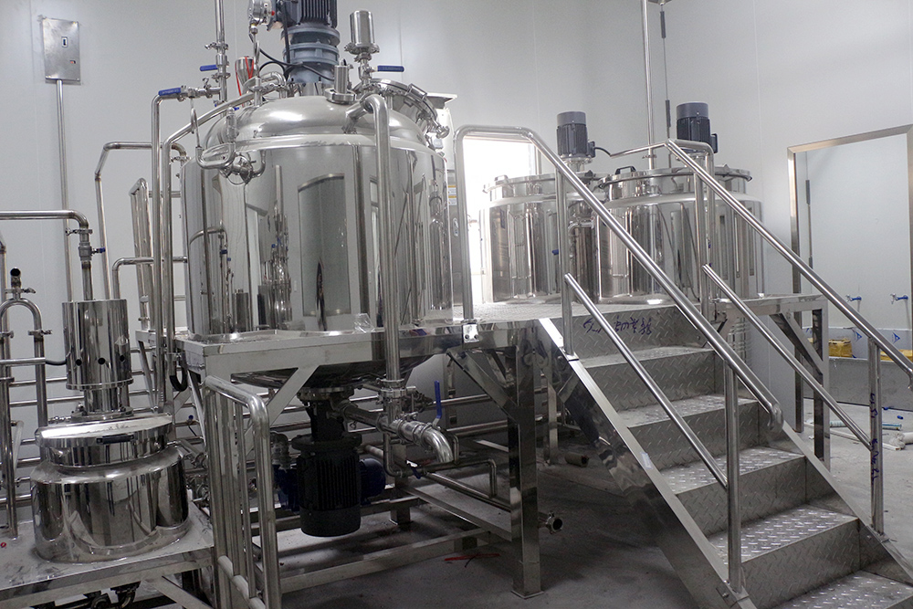 真空乳化機缸體主要材料和工藝【鈺翔機械】